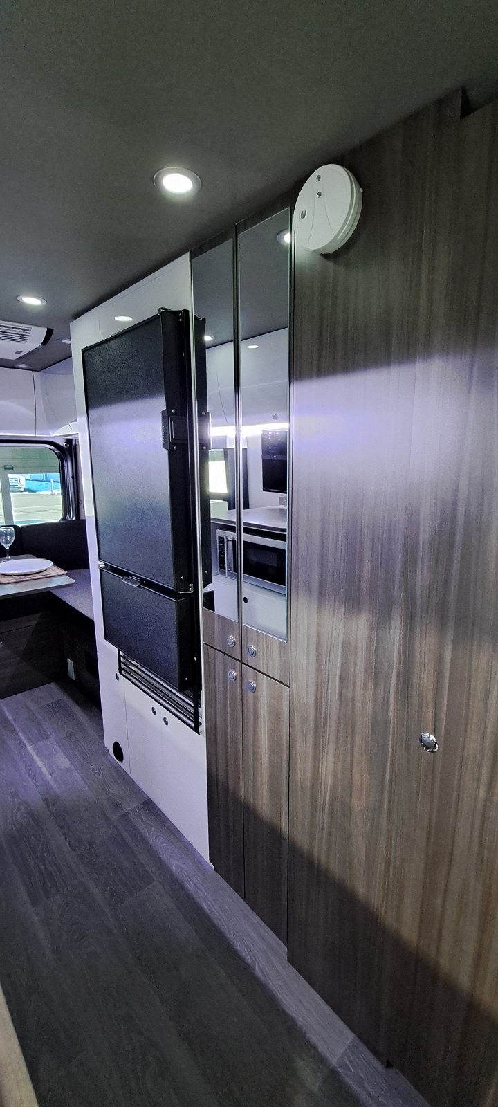 2024 Classe B Escapade VR B20 Neuf (à partir de 159 995$) | Escapade VR